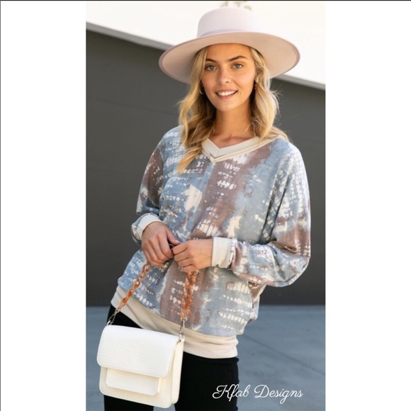 ❤️LAST 1! V Neck French Terry Tie Dye Mix Top! - Picture 7 of 13